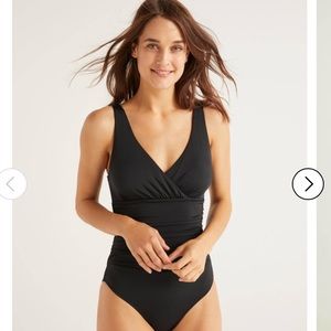 Boden women’s wrap front swimsuit size 6 NWOT